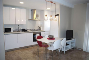 Luminoso Apartamento con parking privado